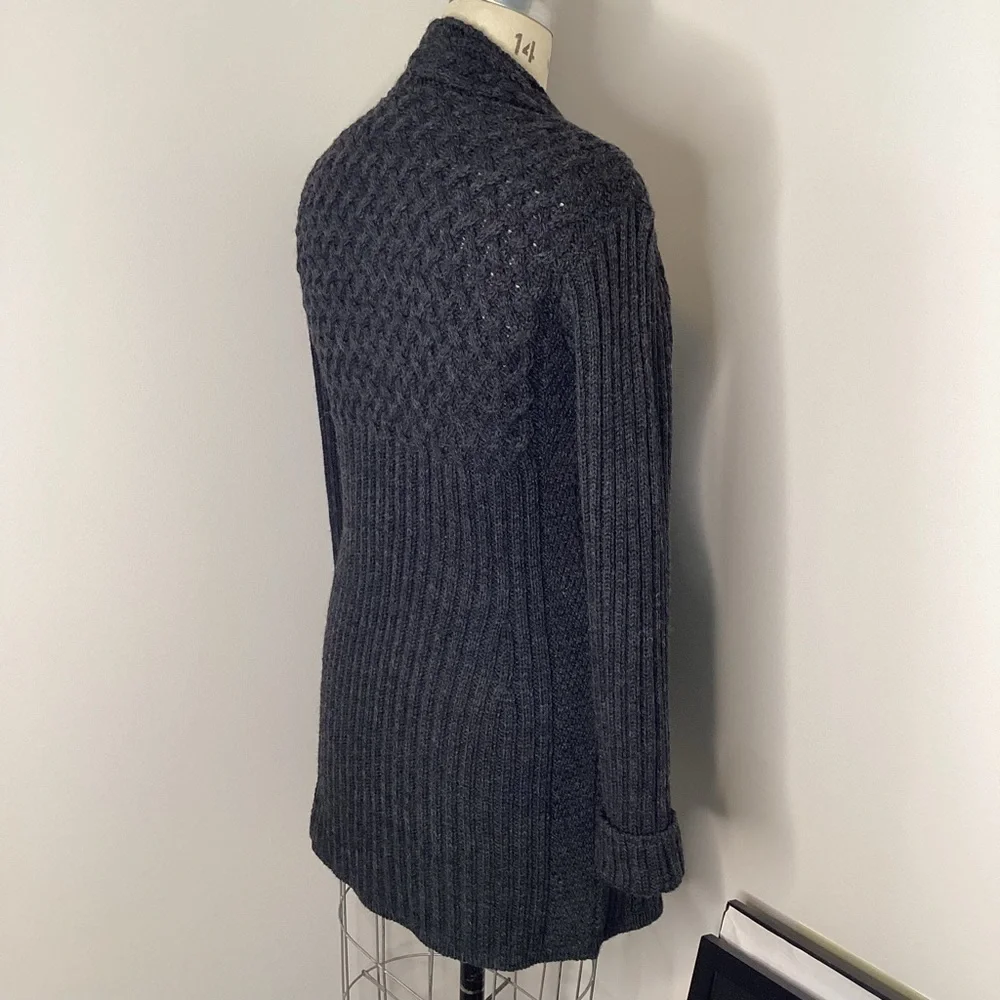 MADE IN IRELAND Inis Crafts One Button Wool Sweater Cardigan Jacket Black Large - Picture 3 of 6